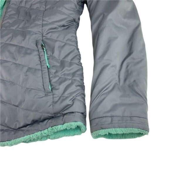 North Face Reversible Jacket Grey Exterior and Teal/ Mint Osito Full Zip - Picture 5 of 8